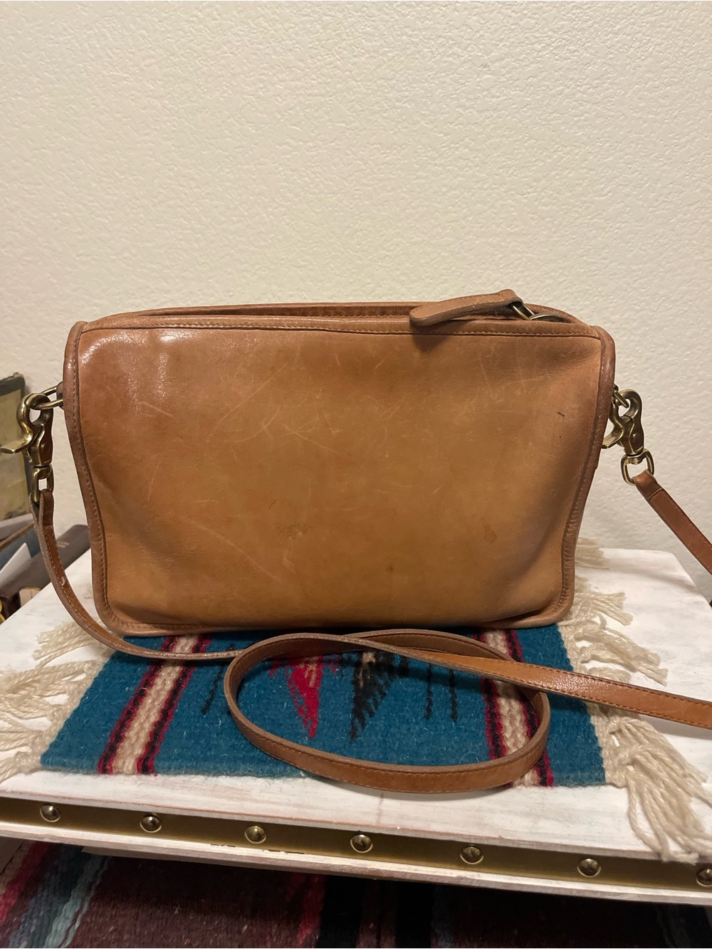 Vintage Coach Tan Leather Companion Bag 70’s Made in NYC - Picture 2 of 16